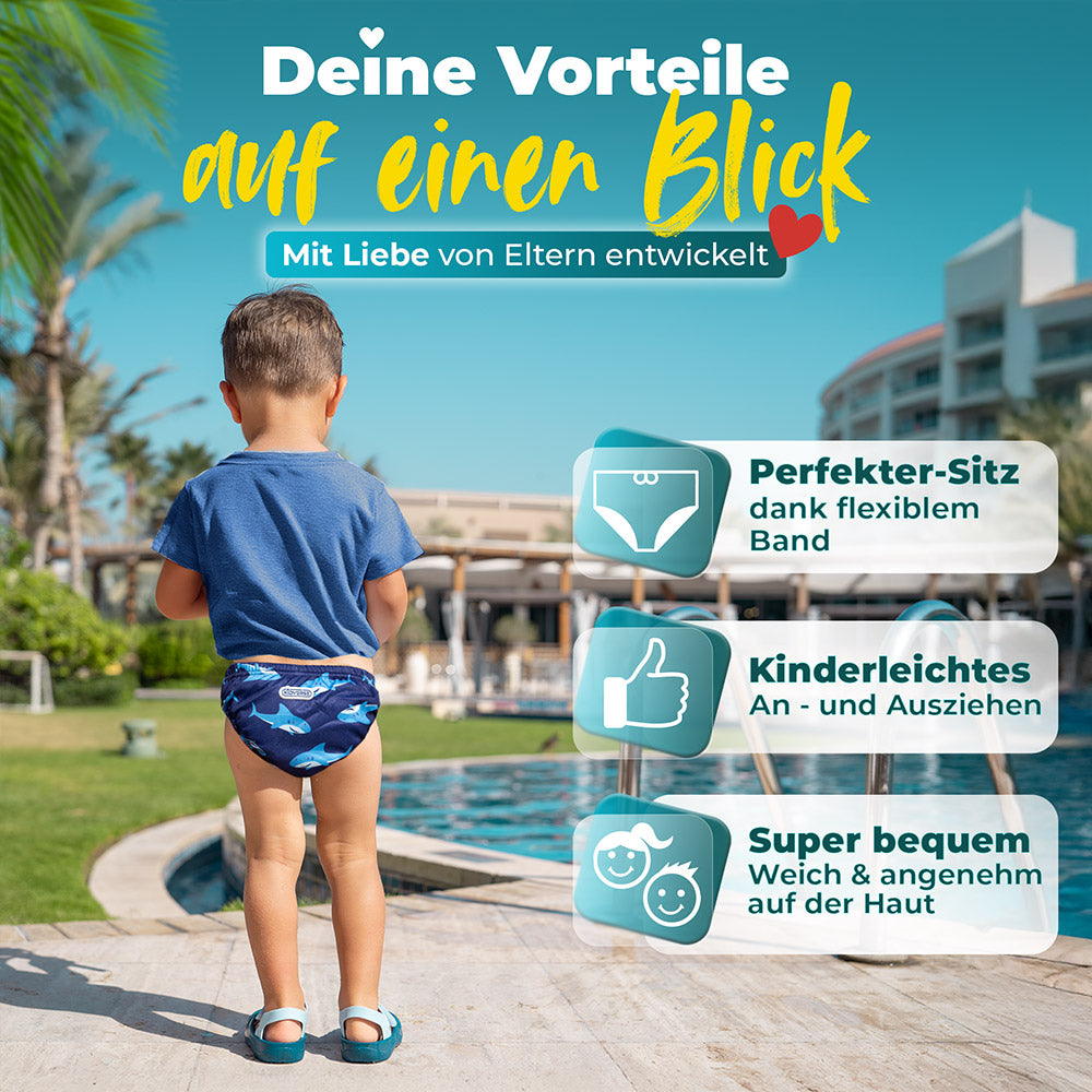 Kind am Beckenrand mit einer Baby Schwimmwindel und der Überschrift: Deine Vorteile auf einen Blick. Perfekter Sitz, dank flexiblem Band. Kinderleichtes An - und Ausziehen. Super bequem, weich & angenehm auf der Haut